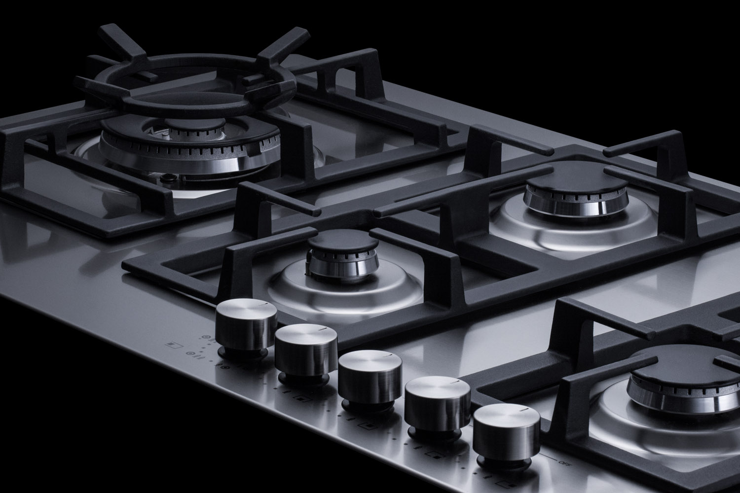5-burner LP gas cooktop made in Italy with sealed burners, multiple heating outputs, a 304 grade stainless steel surface, and continuous cast iron grates